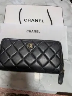 ノベルティ　CHANEL ブラック キルティング 財布