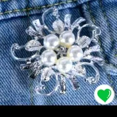ブローチ　レディース　リース　パール　シルバー　卒業式　入学式　結婚式　七五三