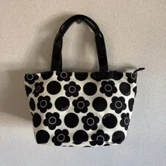 MARY QUANT クリアバッグ（内袋付） デイジーモチーフ - メルカリ