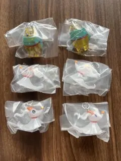 ディズニー めじるしアクセサリー ウィンター ガチャ