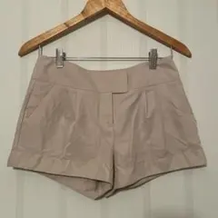 FOREVER 21 ベージュ ショートパンツ