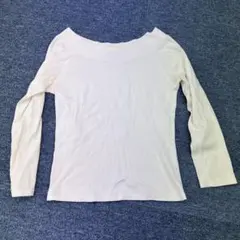 NATURALBEAUTYBASIC. レディース　トップスのサムネイル