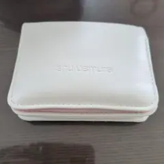 shu uemura ミラー付きポーチ ホワイトのサムネイル