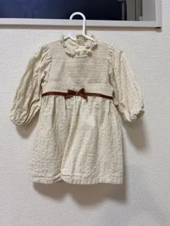 petit main ワンピース 80 クリーム色　ベビー服　ベビードレス