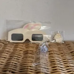 ちいかわパークまめまめフィギュア　ちいかわ 3Dメガネ メタルチャーム ラッコ