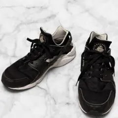 NIKE ナイキ エアハラチ スニーカー 28.5 黒 AIR HUARACHE