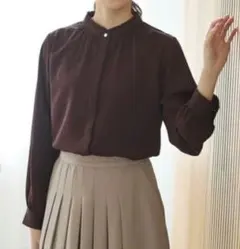 スタンドフリルブラウス