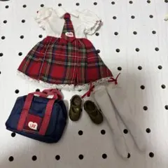 【汚れ.毛玉あり】リカちゃん　制服セット