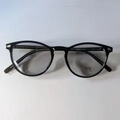 カシメ鋲のワンポイントが人気★ボストン型 サングラス ライトグレーレンズのサムネイル
