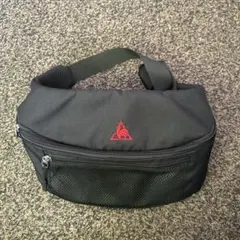 ウエストポーチ　ボディバッグ