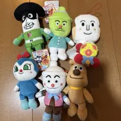 プリちいビーンズ　食パンマンのみ異なるストラップ