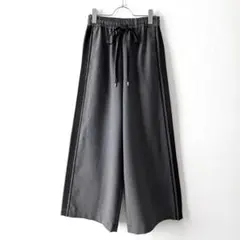美品 アダムエロぺ サイドラインパンツ ウエストゴム ワイド ゆったり 防シワ