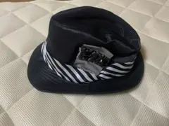 黒のストライプリボン付きハット