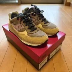 Saucony × SNS Shadow 6000のサムネイル