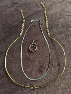 金属製ノットデザインネックレス3本セット