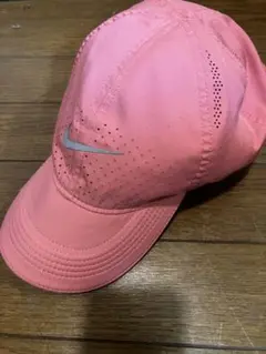 Nike DRI-FIT Featherlight ピンクキャップ