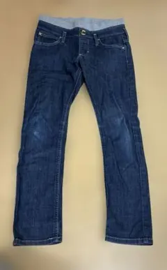 Lee ダークブルー スリムフィットパンツ