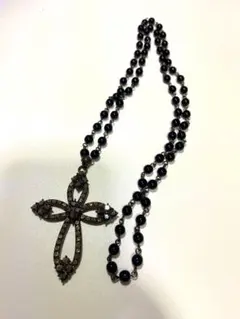 ブラック　十字架　ロザリオ　ロングネックレス　フランス購入　コスプレ