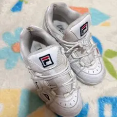 フィラ スニーカー