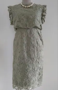 【美品】フラワー刺繍レースワンピース