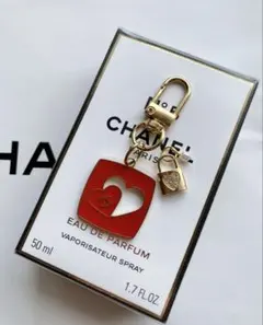 CHANEL _2026 バレンタイン限定チャーム　＆　キーホルダー