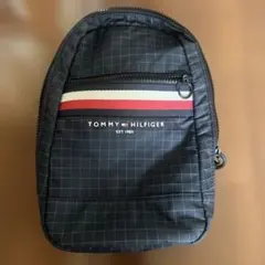 TOMMY HILFIGER ショルダーバッグ チェック柄 黒
