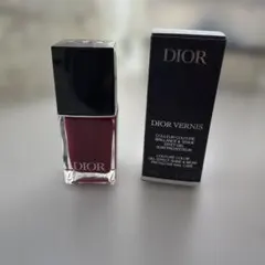 DIOR VERNIS shoking pink 580ネイルカラーショッパー付