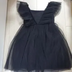 H&M フリル付き黒ワンピース 122