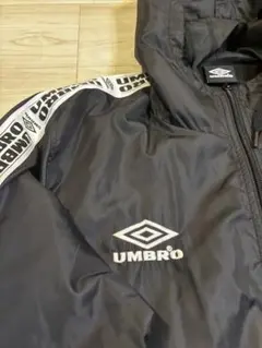 アンブロ ジップパーカー ナイロン ロゴ刺繍 サイドロゴ ブラック L ジャージ