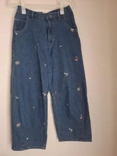 サマンサモスモス　デニム　ツイルカーブパンツ　花柄刺繍 デニムパンツ　Mサイズ