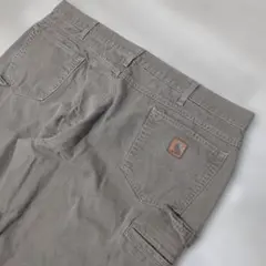 カーハートパンツ