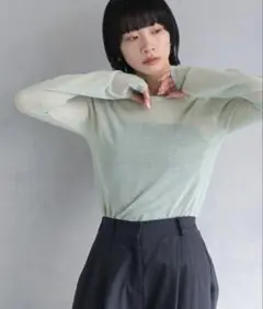 【cheriella】フィンガーホールシアークルーネックニット　ミントのサムネイル