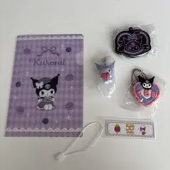 サンリオ　クロミちゃん　アクリルキーホルダーとミニクリアファイル