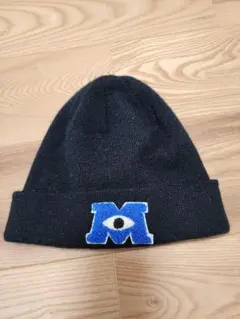 モンスターズ・インク　ニット帽 刺繍Mロゴ