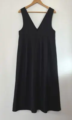 Vネックジャンスカ　ロング丈　黒