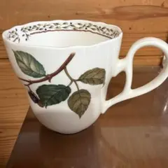 ノリタケ オーチャードマグ マグカップ ラズベリー＆プラム