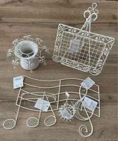 Item thumbnail for item 23aa68f4-8e20-4230-9af8-dbda223d658b