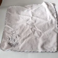 Hotman 花の刺繍 タオルハンカチ