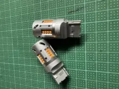Valenti LEDウインカーバルブ2個セット　WR04-T20-AMのサムネイル