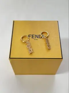 FENDI フープピアス ゴールドのサムネイル