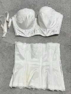 Item thumbnail for item bb7d2c72-5a1f-42b4-bf58-0914f779e66b