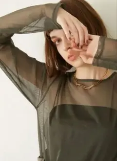 LA PEAU DE GEM　シアートップス　チュール カーキ