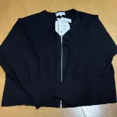 お値下げ♦︎新品♦︎【SEASON REASON】透かしＶネックカーデ　ブラックのサムネイル
