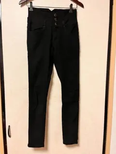 だ*ば様 Avail×EGOIST ブラック スキニーパンツ ボタンフライ