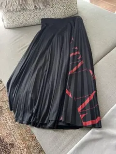VALENTINO プリーツロングスカート ブラック×レッド