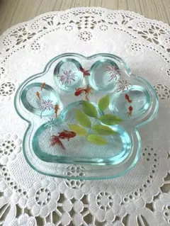 E24 ハンドメイド　レジン　金魚　置物　インテリア雑貨　猫　肉球型