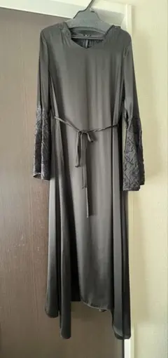 RADIATE ブラック　ロングワンピース