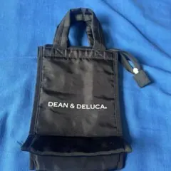 DEAN & DELUCA 小型クーラーバッグ 黒バッグ　ファスナー付き