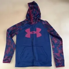 美品　Under Armour アンダーアーマー　フード付きパーカー