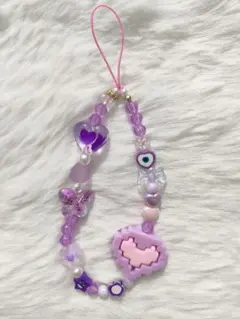ビーズストラップ　パープル♡ハート　蝶々　チャーム　ハンドメイド